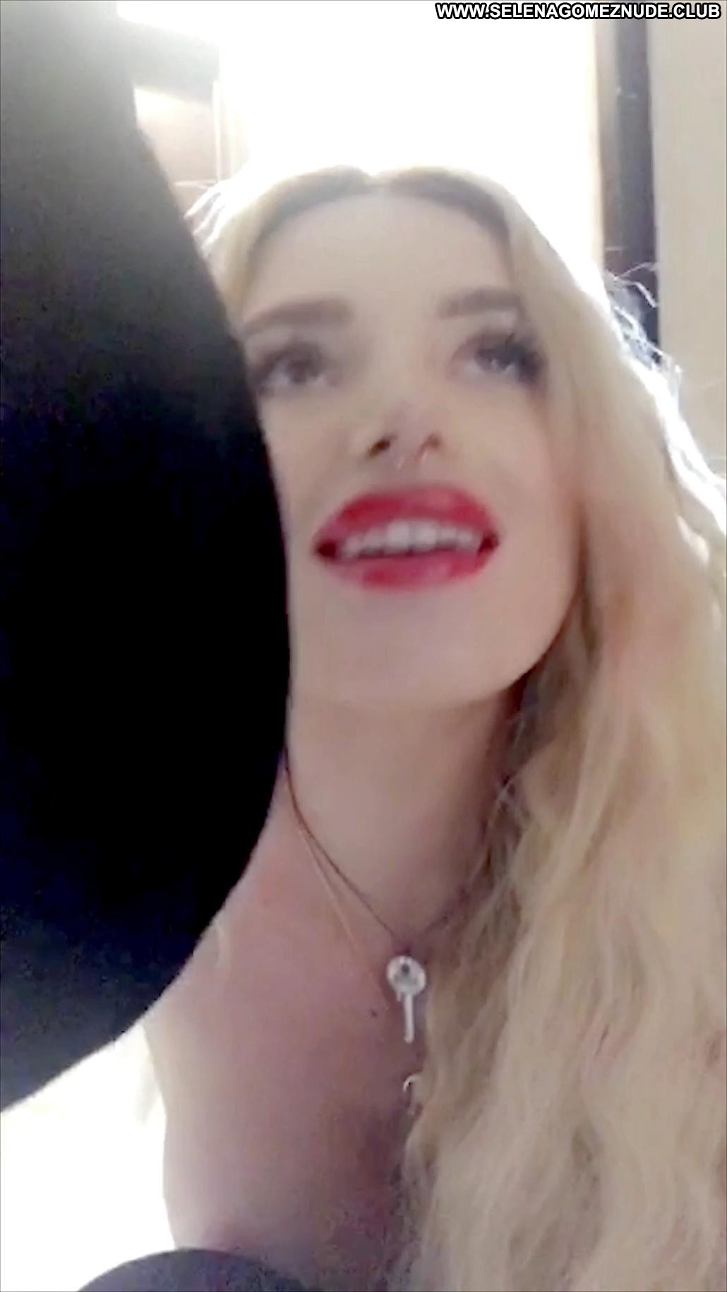 Bella thorne snapchat nudes