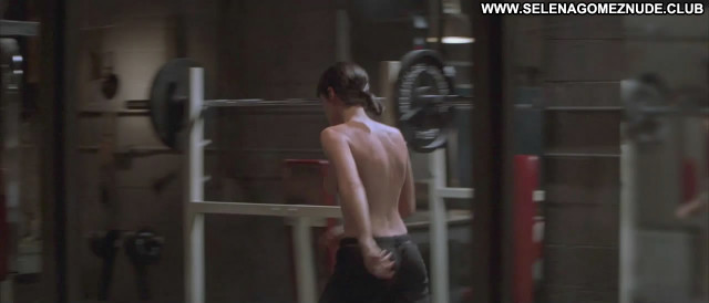 Rebecca Romijn Rollerball Topless Nude Scene Posing Hot Beautiful
