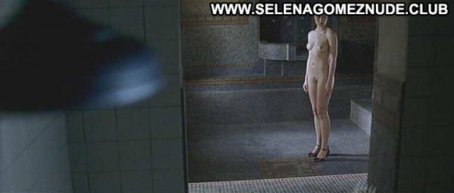 Olga Kurylenko Lannulaire Babe Beautiful Celebrity Nude Scene Legs