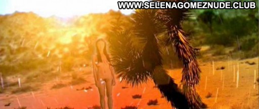 Julia Jones Celebrity Green Eyes Influencer Nude Desert Latin Straight Fantasy Nude Scene Redhead Babe Posing Hot Big Ass Small Breasts Female Xer Instagrammer