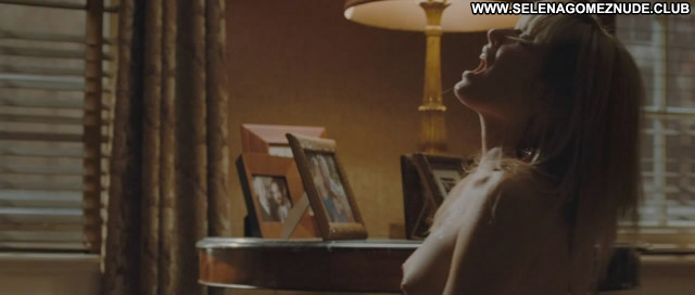 Sandra Lavoie Barneys Version Nude Scene Posing Hot Babe Topless