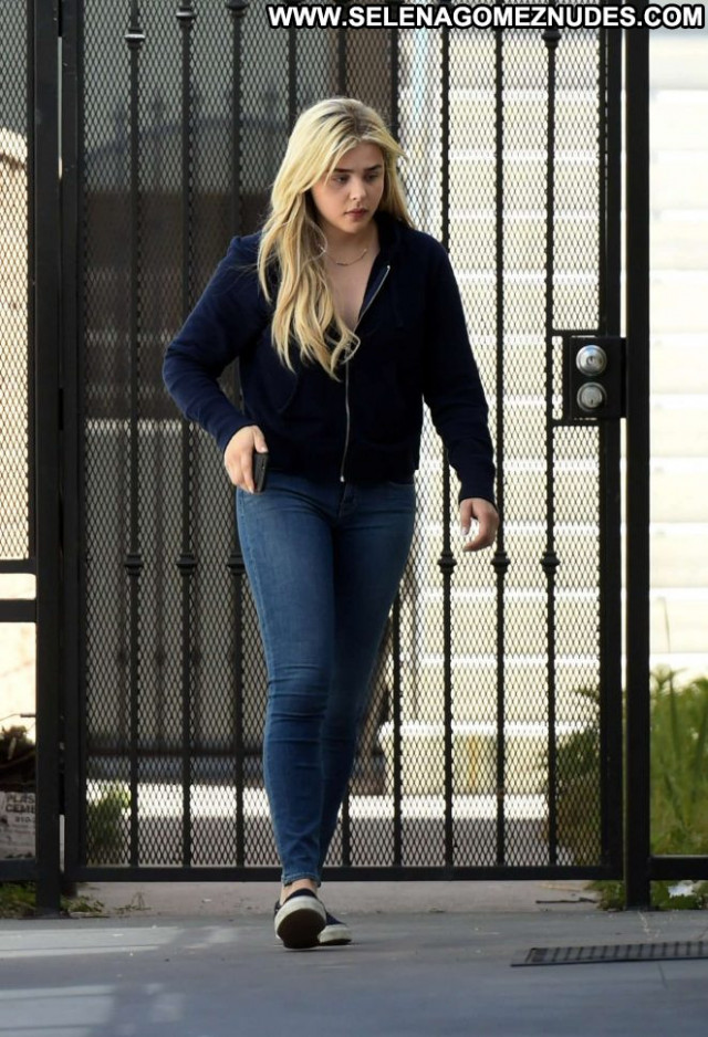 Chloe Moretz No Source  Paparazzi Beautiful Babe Posing Hot Celebrity