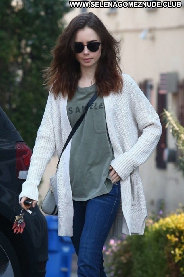 Lily Collins No Source Beautiful Paparazzi Posing Hot Hollywood Babe