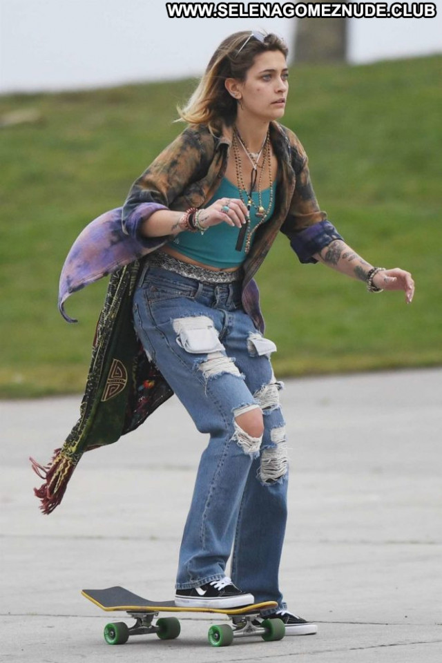 Paris Jackson No Source Celebrity Babe Beautiful Posing Hot Paparazzi