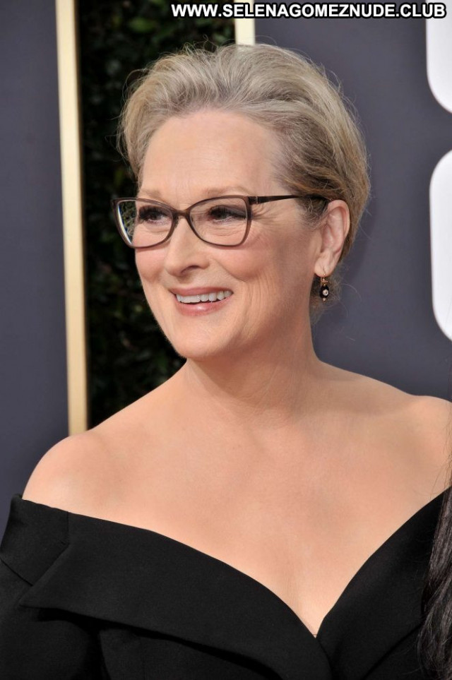 Meryl Streep Golden Globe Awards Posing Hot Beautiful Paparazzi Babe