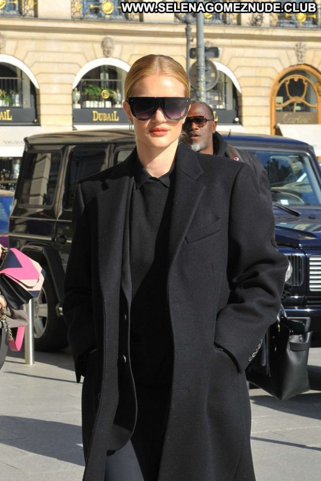 Rosie Huntington Whiteley No Source Paris Paparazzi Posing Hot