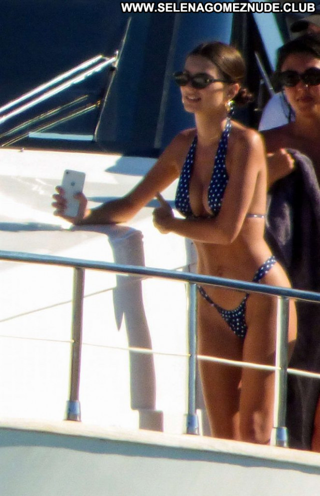 Gigi Hadid No Source Beautiful Celebrity Paparazzi Bikini Boat Babe