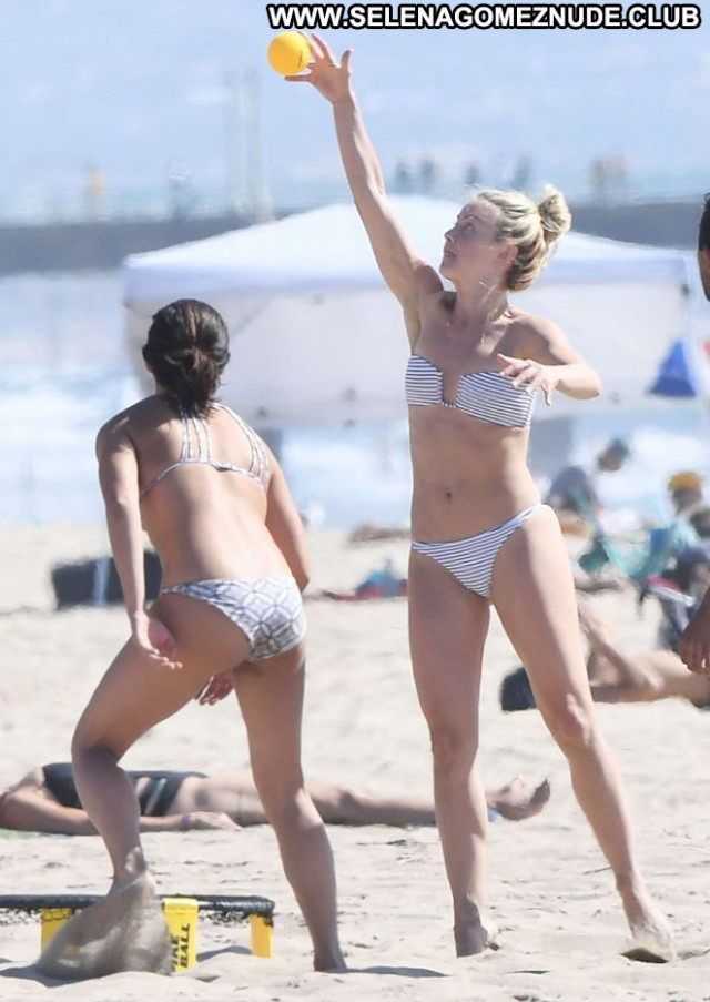 Julianne Hough No Source  Babe Beautiful Bikini Paparazzi Posing Hot