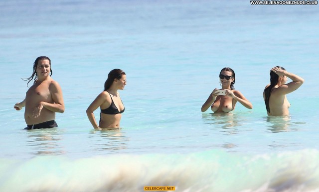 Emily Ratajkowski No Source  Toples Babe Beach Beautiful Topless