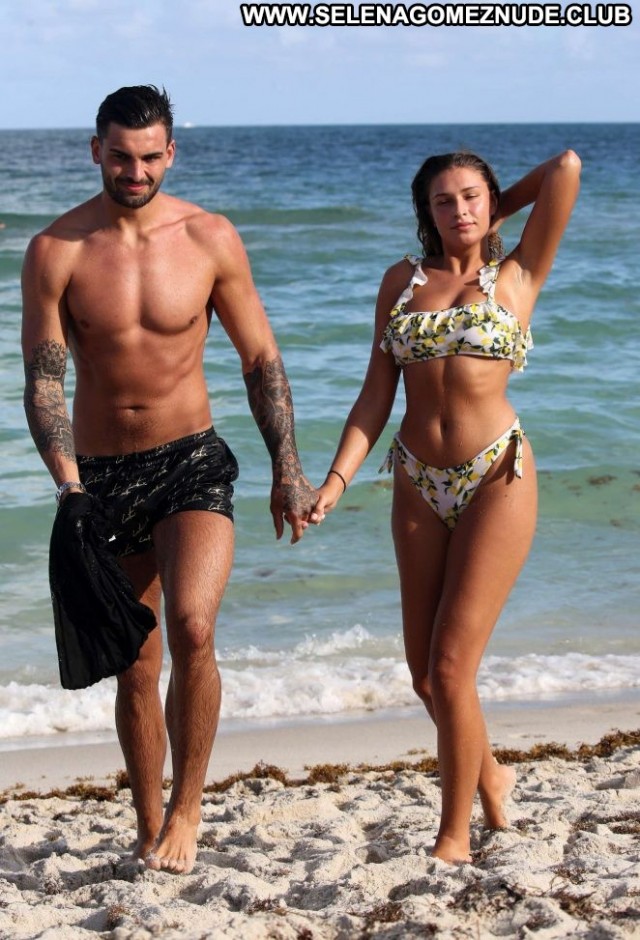 Zara Mcdermott The Beach Celebrity Babe Bikini Posing Hot Paparazzi