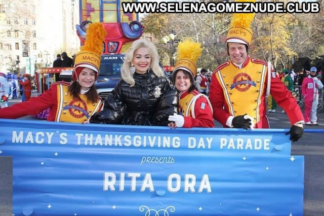 Rita Ora No Source Posing Hot Nyc Celebrity Beautiful Paparazzi Babe