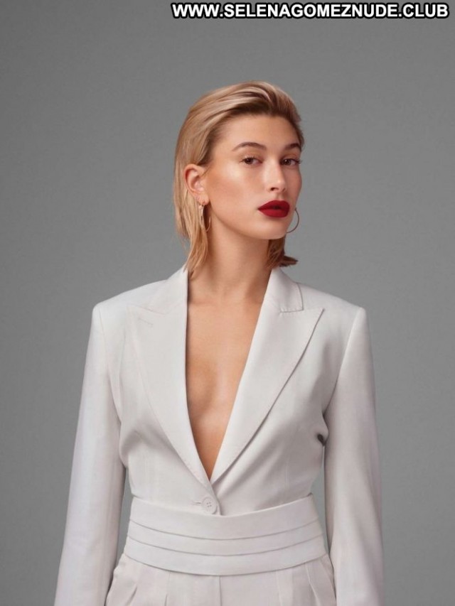 Hailey Baldwin S Magazine Posing Hot Babe Paris Magazine Beautiful