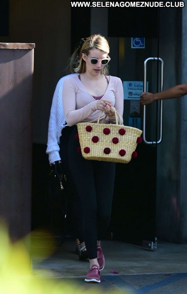 Emma Roberts Los Angeles Angel Babe Posing Hot Paparazzi Celebrity