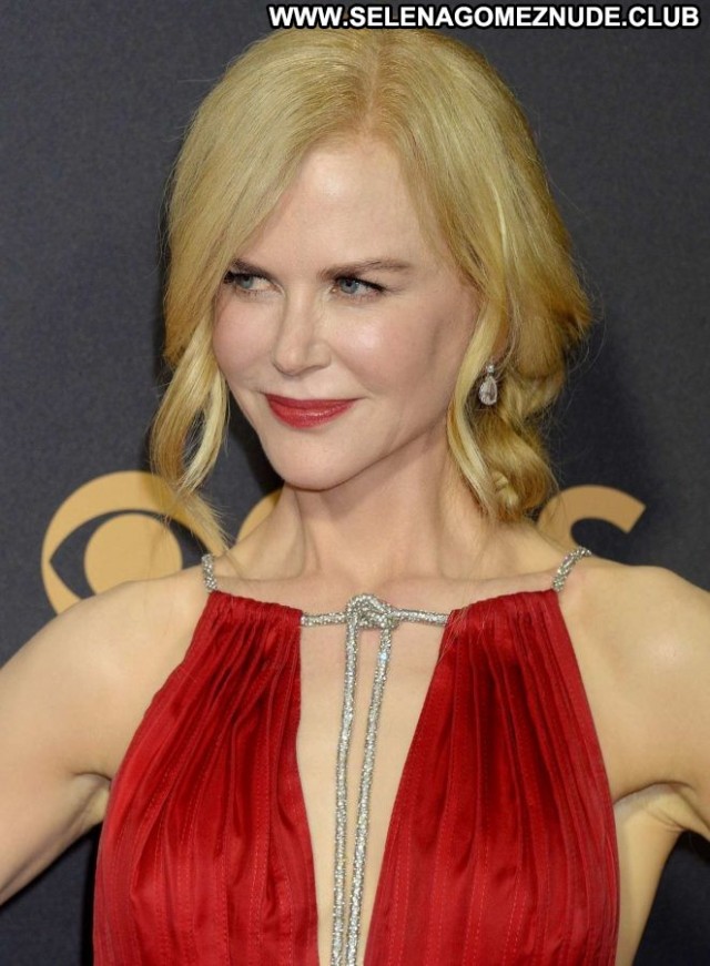 Nicole Kidman Primetime Emmy Awards Beautiful Awards Angel Paparazzi