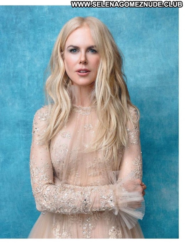 Nicole Kidman No Source  Celebrity Magazine Paparazzi Posing Hot Babe