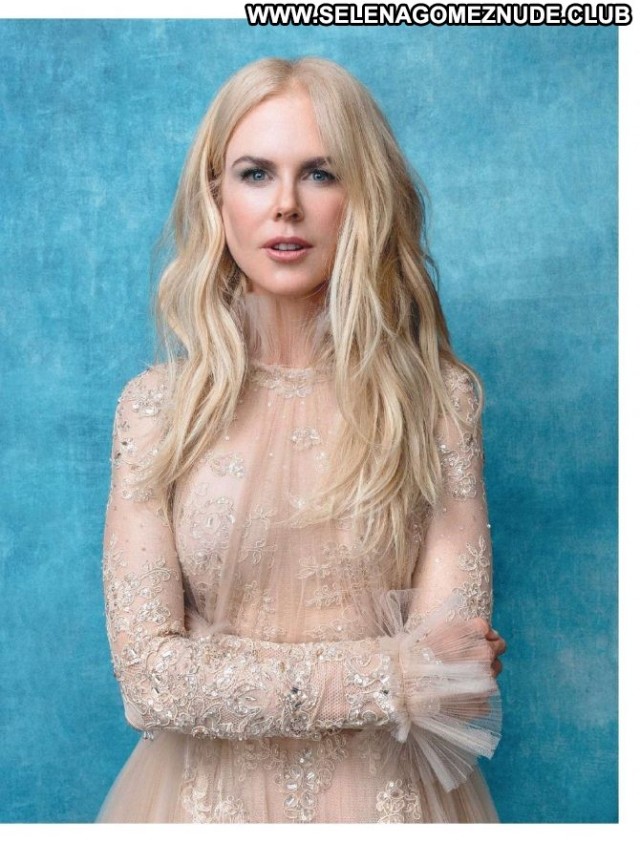 Nicole Kidman No Source  Paparazzi Beautiful Magazine Uk Posing Hot