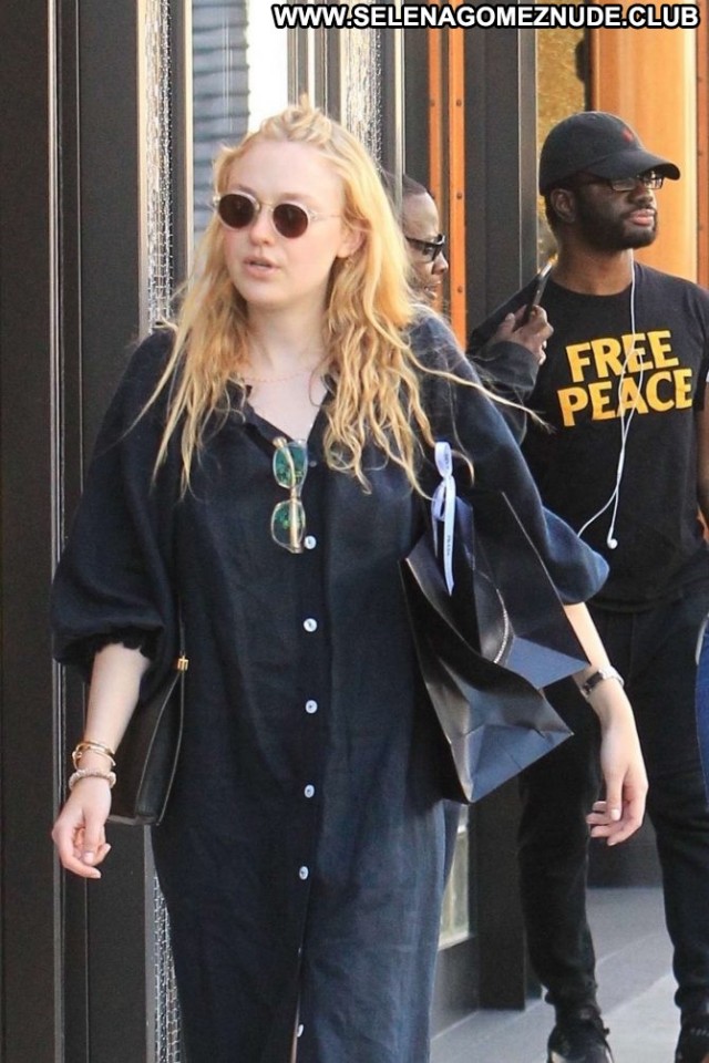 Dakota Fanning Beverly Hills Babe Paparazzi Celebrity Beautiful