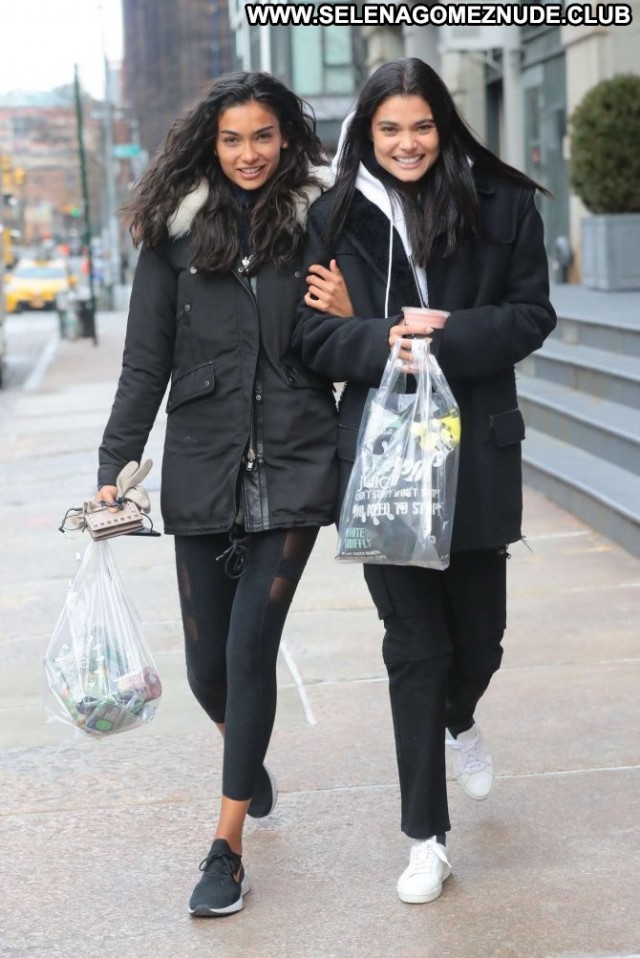 Daniela Braga New York New York Beautiful Celebrity Shopping