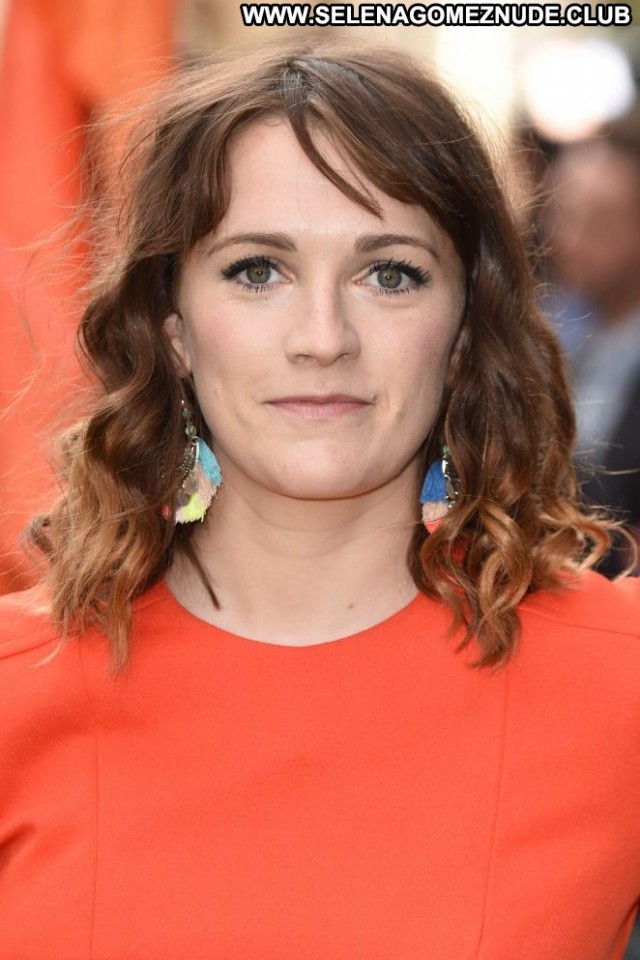 Charlotte Ritchie No Source Posing Hot Beautiful Paparazzi Babe