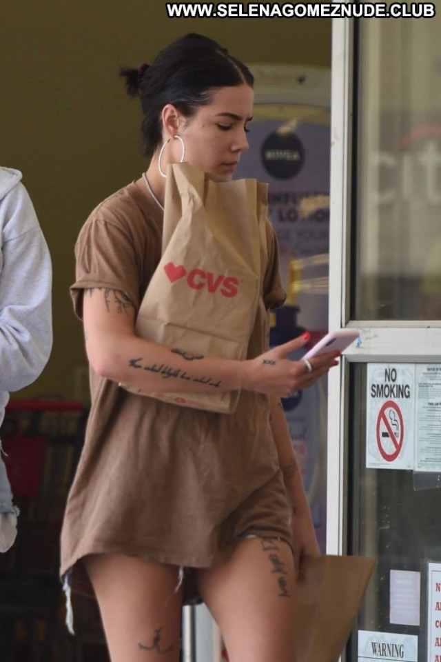 Halsey Los Angeles Los Angeles Shopping Beautiful Angel Posing Hot