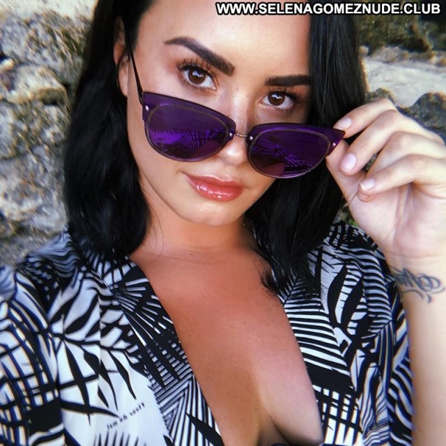 Demi Lovato Sexy No Source American Sexy Sex Old Celebrity Actress