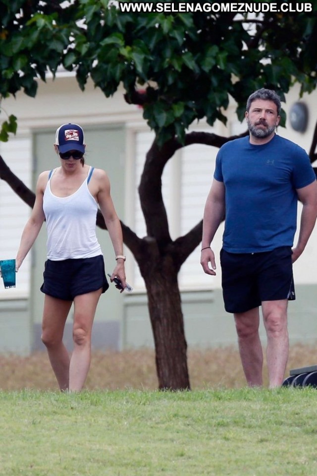 Jennifer Garner No Source Paparazzi Posing Hot Shorts Hawaii Babe