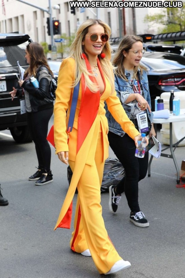 Rita Ora No Source Beautiful Posing Hot Celebrity Paparazzi Babe Live