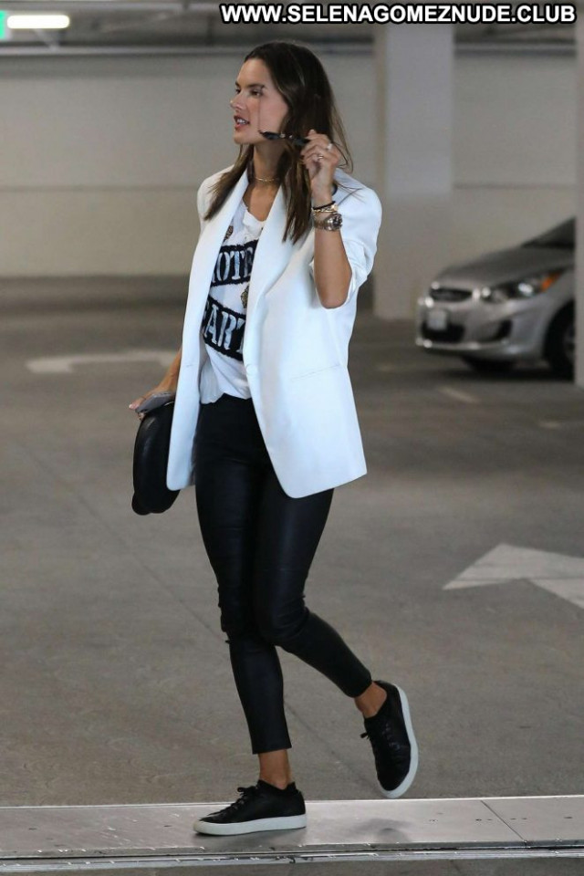 Alessandra Ambrosio Los Angeles Babe Beautiful Paparazzi Angel