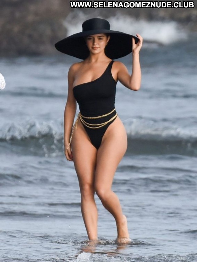 Demi Rose The Beach Beautiful Babe Paparazzi Celebrity Posing Hot