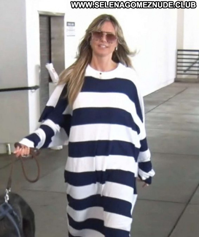 Heidi Klum Lax Airport Posing Hot Paparazzi Celebrity Beautiful Babe