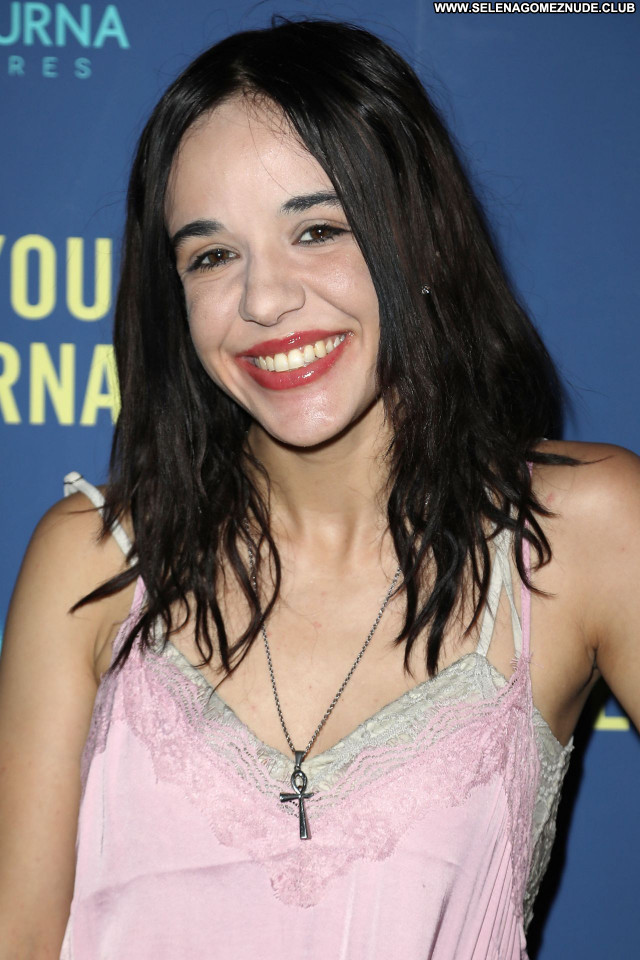 Lorelei Linklater No Source Celebrity Beautiful Babe Posing Hot Sexy