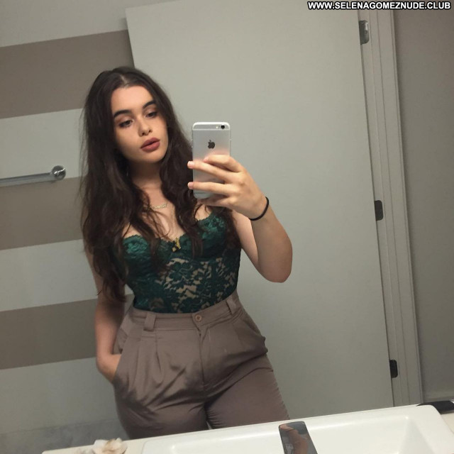 Barbie Ferreira No Source Beautiful Sexy Posing Hot Babe Celebrity