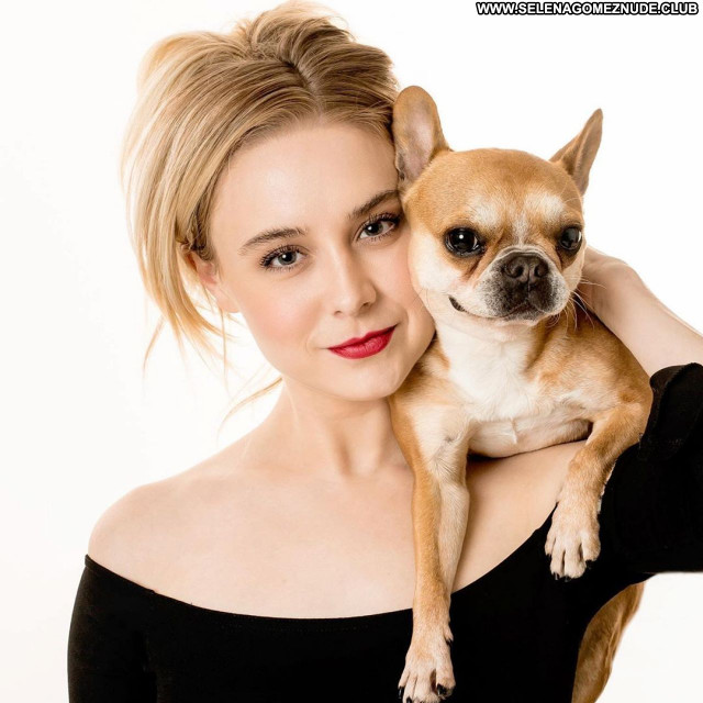 Alessandra Torresani No Source Babe Celebrity Sexy Beautiful Posing