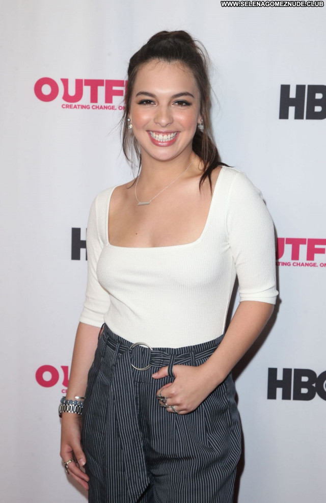 Isabella Gomez No Source  Celebrity Sexy Beautiful Babe Posing Hot