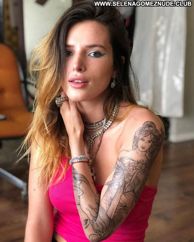 Bella Thorne No Source Posing Hot Sexy Beautiful Celebrity Babe