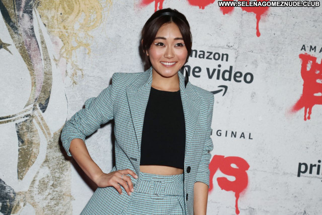 Karen Fukuhara No Source Posing Hot Babe Celebrity Sexy Beautiful