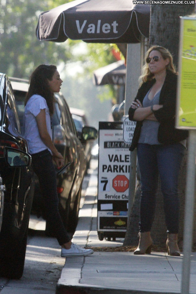 Mila Kunis No Source Sexy Beautiful Posing Hot Celebrity Babe