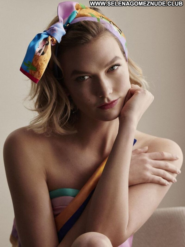 Karlie Kloss No Source Celebrity Sexy Babe Posing Hot Beautiful