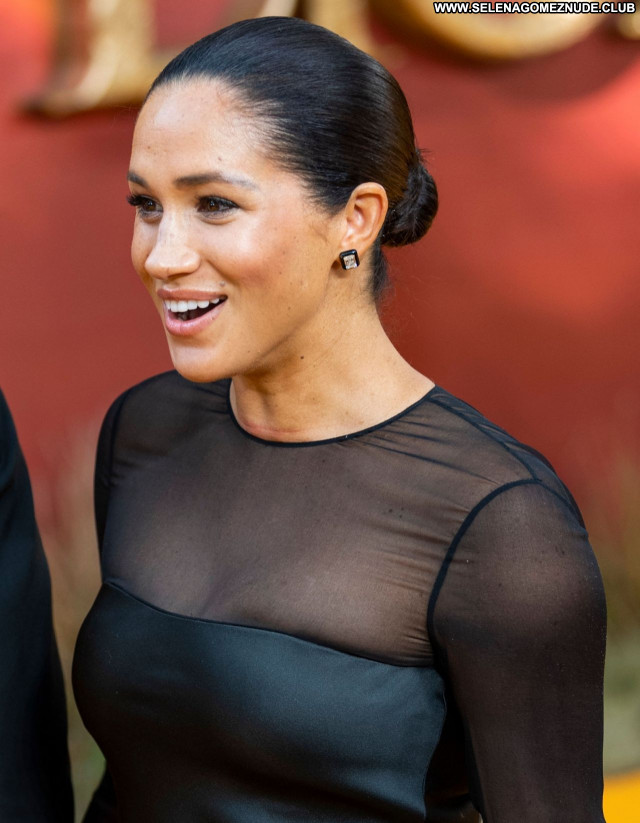 Meghan Markle No Source Babe Celebrity Beautiful Sexy Posing Hot