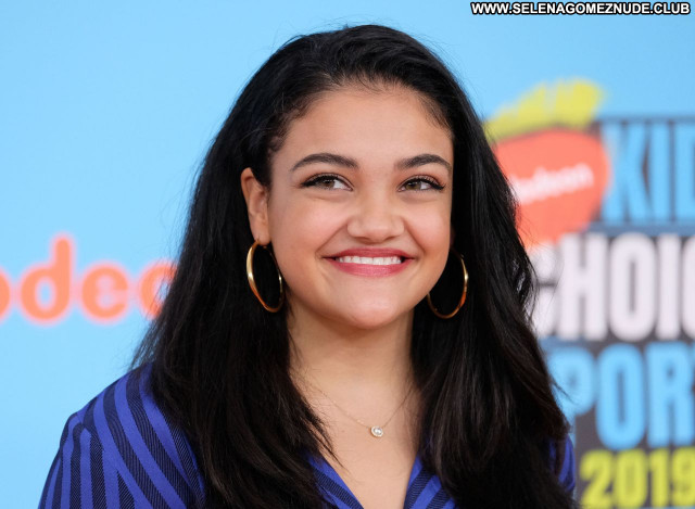 Laurie Hernandez No Source Posing Hot Celebrity Babe Beautiful Sexy