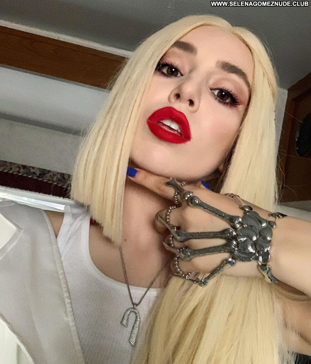 Ava Max No Source Sexy Posing Hot Beautiful Babe Celebrity