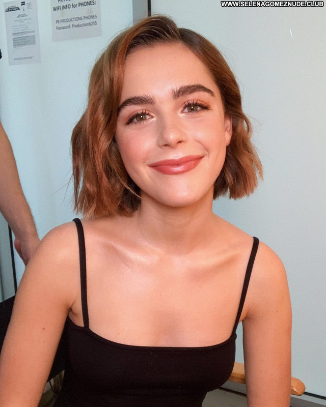 Kiernan Shipka No Source  Babe Celebrity Sexy Posing Hot Beautiful