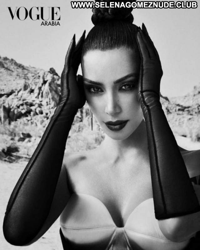Kim Kardashian Vogue Magazine Posing Hot Paparazzi Celebrity Babe