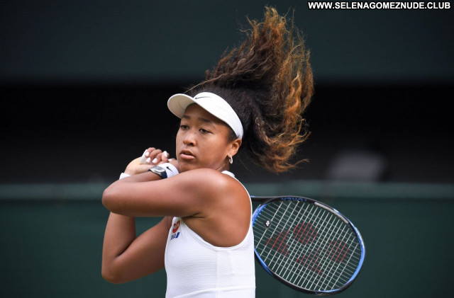 Naomi Osaka  nackt