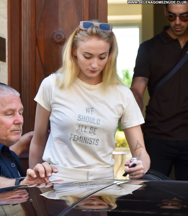 Sophie Turner No Source Celebrity Beautiful Posing Hot Sexy Babe