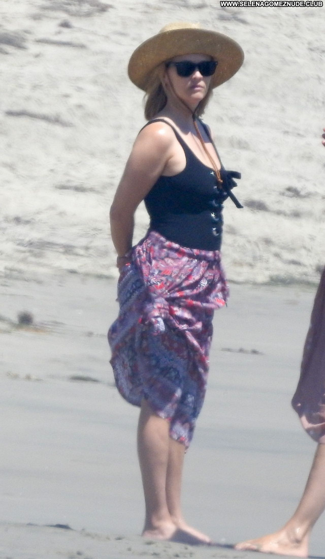 Reese Witherspoon No Source  Sexy Celebrity Babe Beautiful Posing Hot