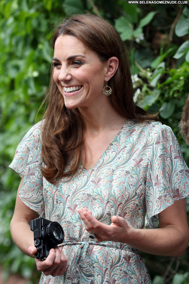 Kate Middleton No Source Celebrity Posing Hot Beautiful Sexy Babe