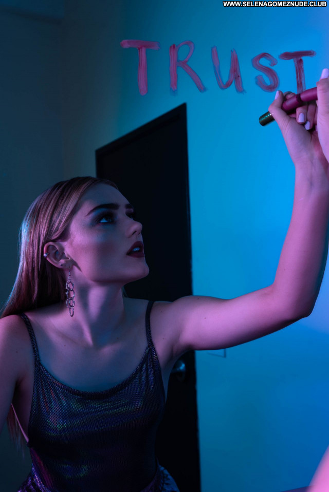 Meg Donnelly No Source  Posing Hot Beautiful Babe Celebrity Sexy