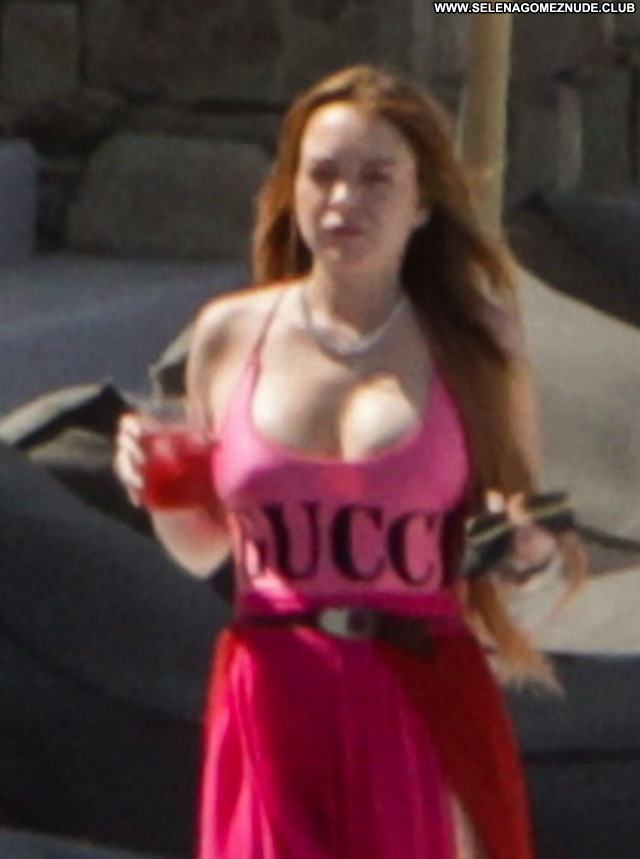 Lindsay Lohan No Source Posing Hot Babe Sexy Beautiful Celebrity