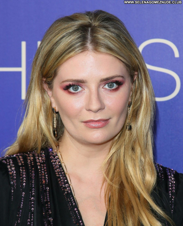 Mischa Barton No Source Babe Sexy Beautiful Posing Hot Celebrity